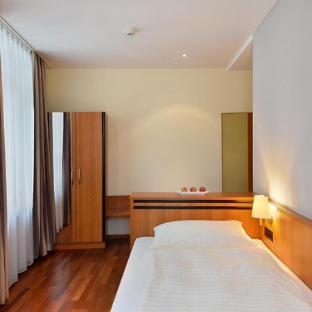 Apart Hotel Amadeo Цофинген Экстерьер фото